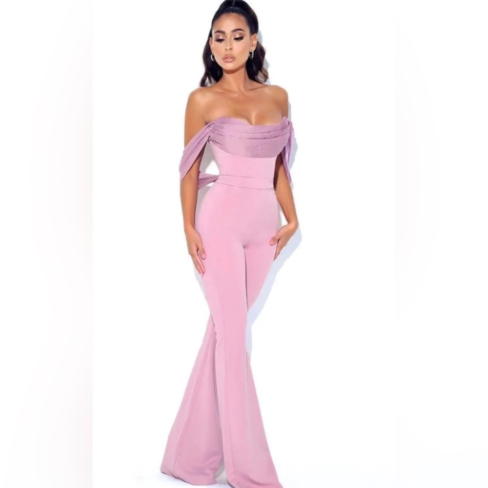 Miss Circle Sherlyn Mauve Off Shoulder Flare Leg Crepe Jumpsuit Small NWT
